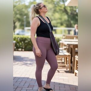 Pink Republic Mauve Leggings